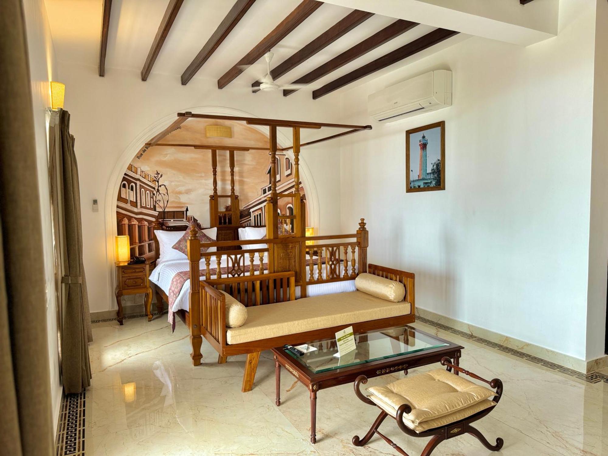 La Plage Seaview Suites Pondicherry Bagian luar foto