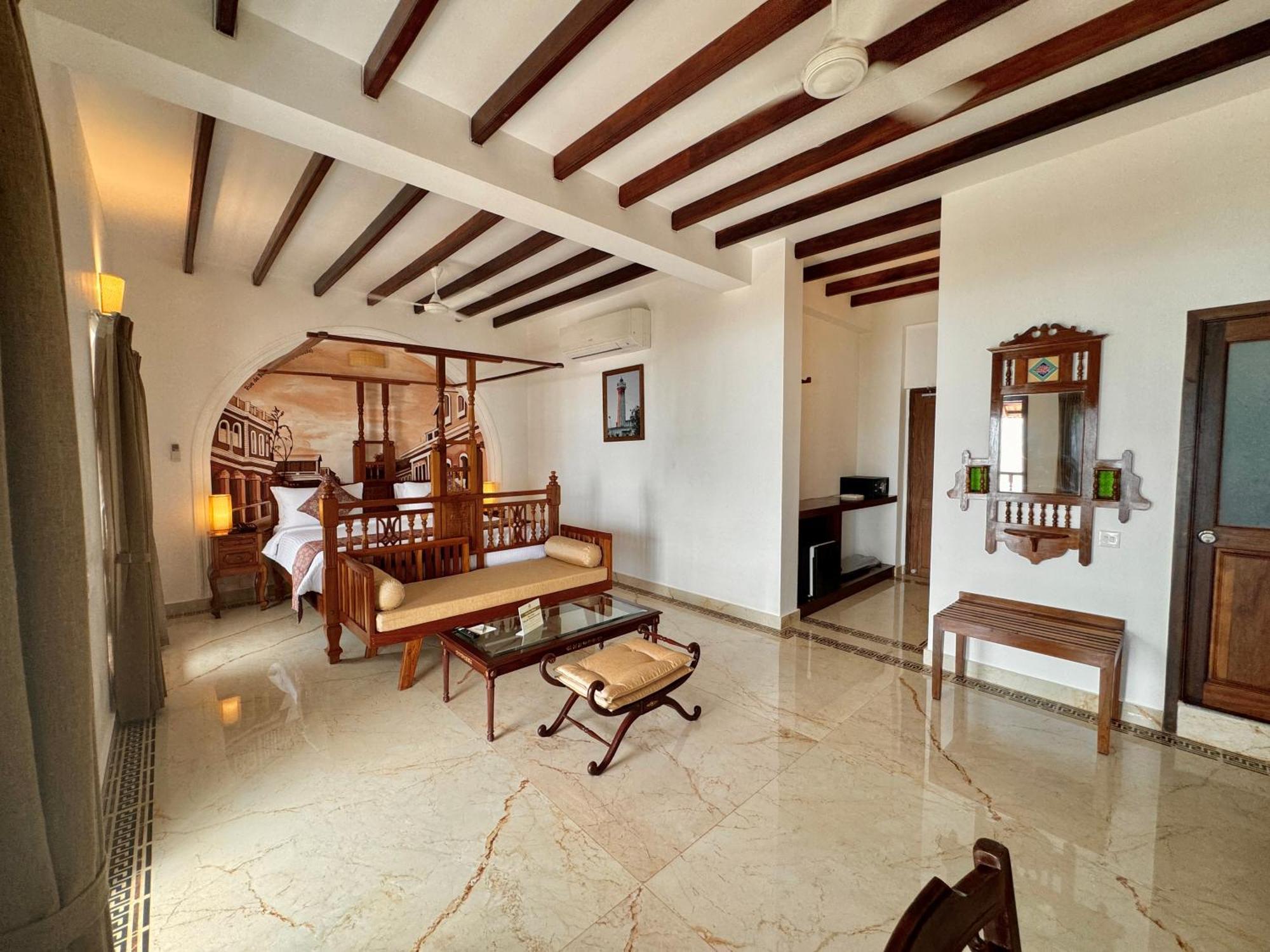 La Plage Seaview Suites Pondicherry Bagian luar foto