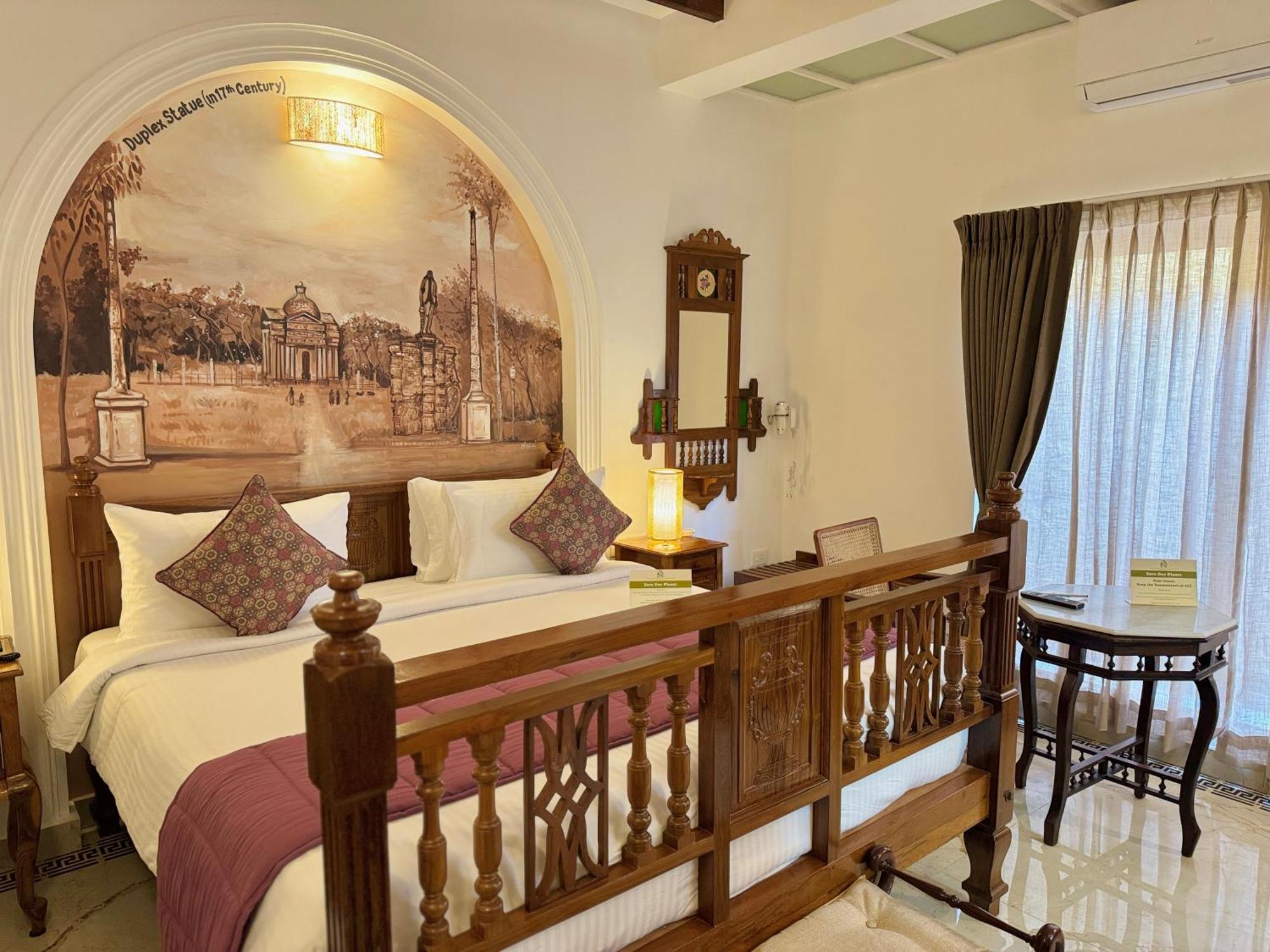 La Plage Seaview Suites Pondicherry Bagian luar foto