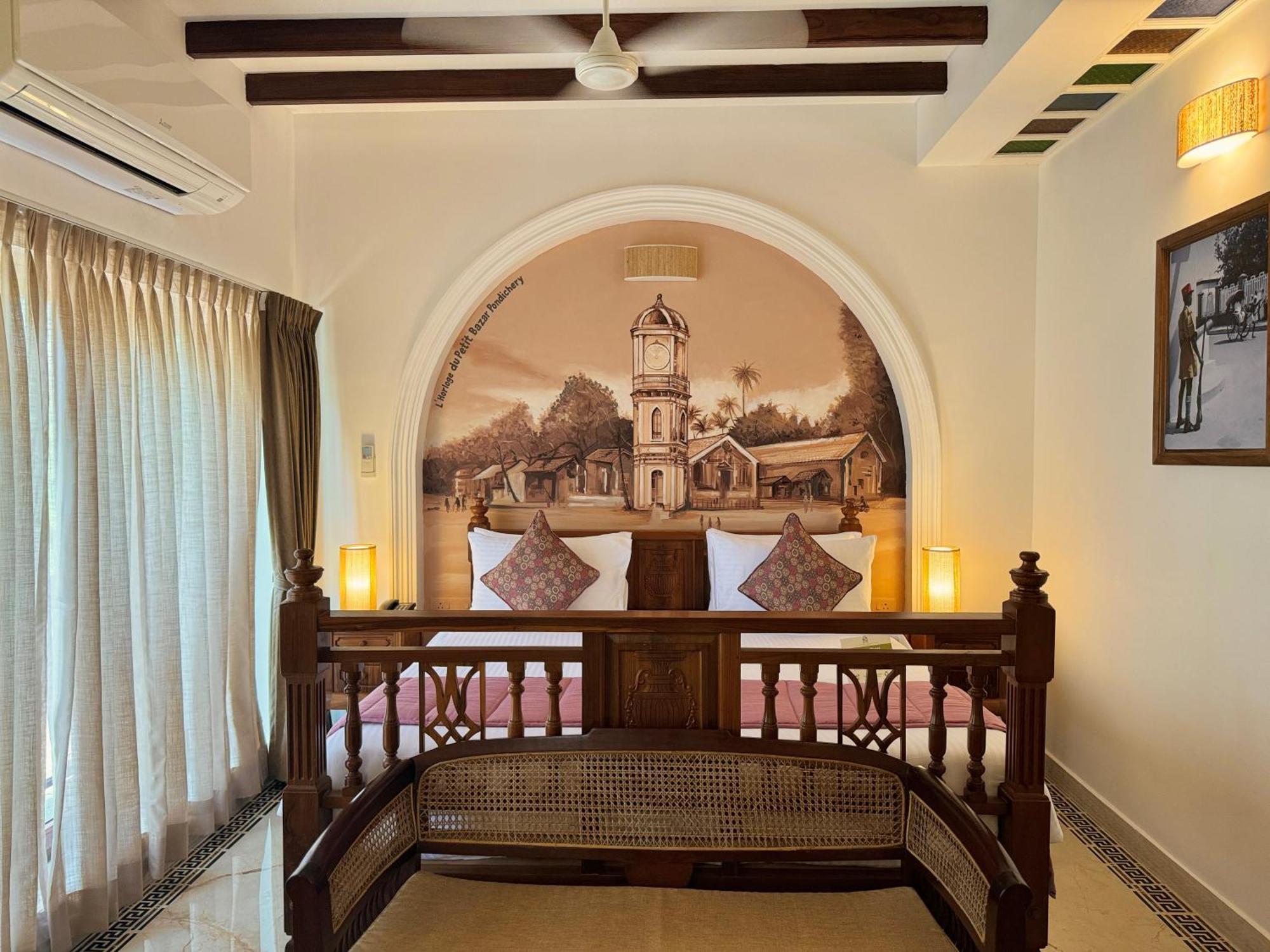La Plage Seaview Suites Pondicherry Bagian luar foto