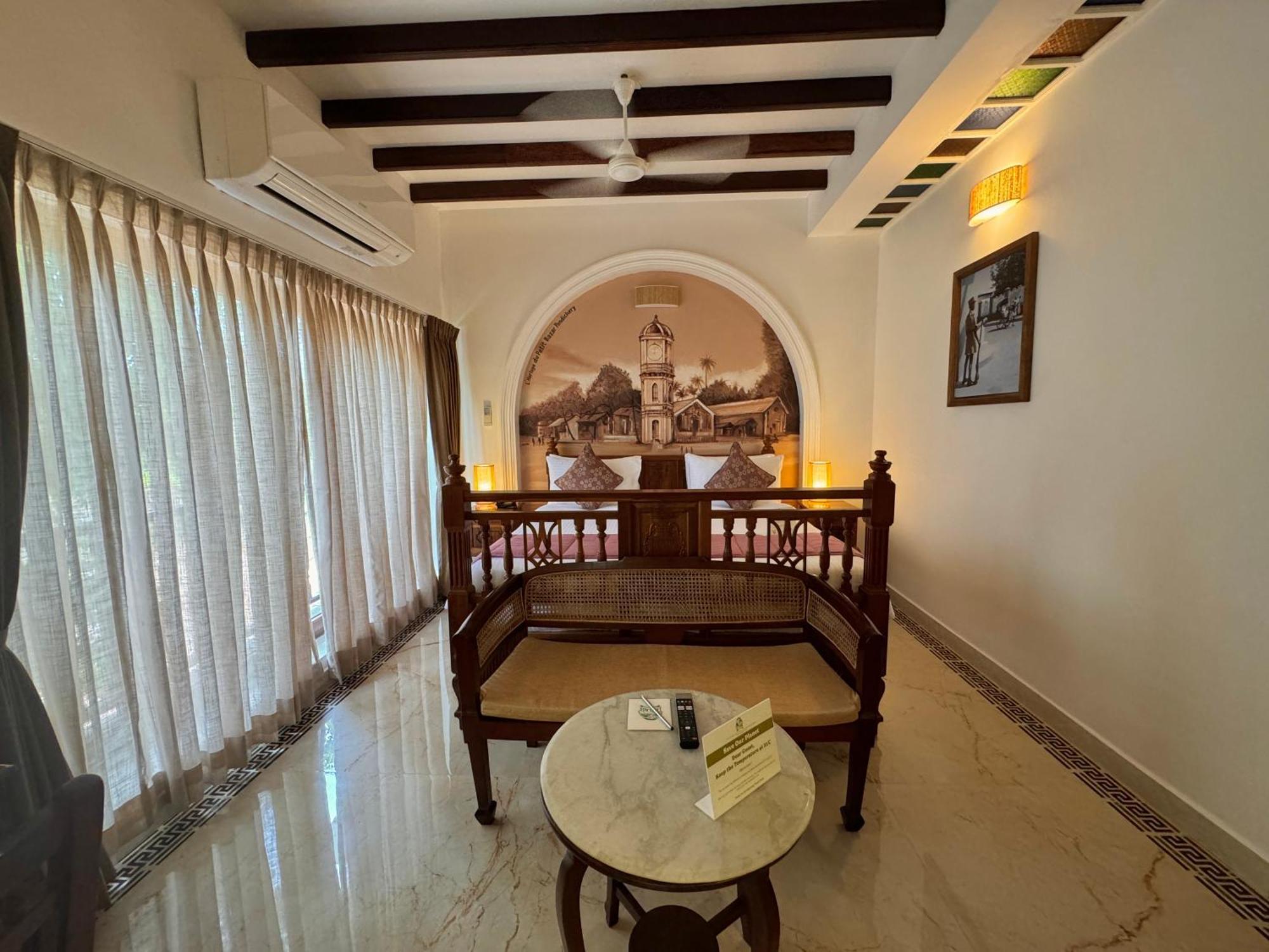 La Plage Seaview Suites Pondicherry Bagian luar foto